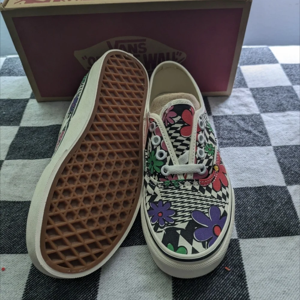 Vans Authentic Women Size 5 Printed Floral Check Marshmallow Classic 092025 - Picture 3 of 11